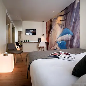 Max Otel